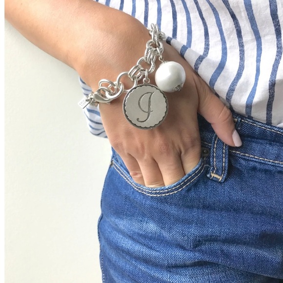 Sorority Gal Cotton Pearl Initial Bracelet - Picture 2 of 8